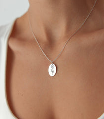 Midi Birth Flower Necklace – Oval 18K Gold Birthflower Necklace Gift for Women