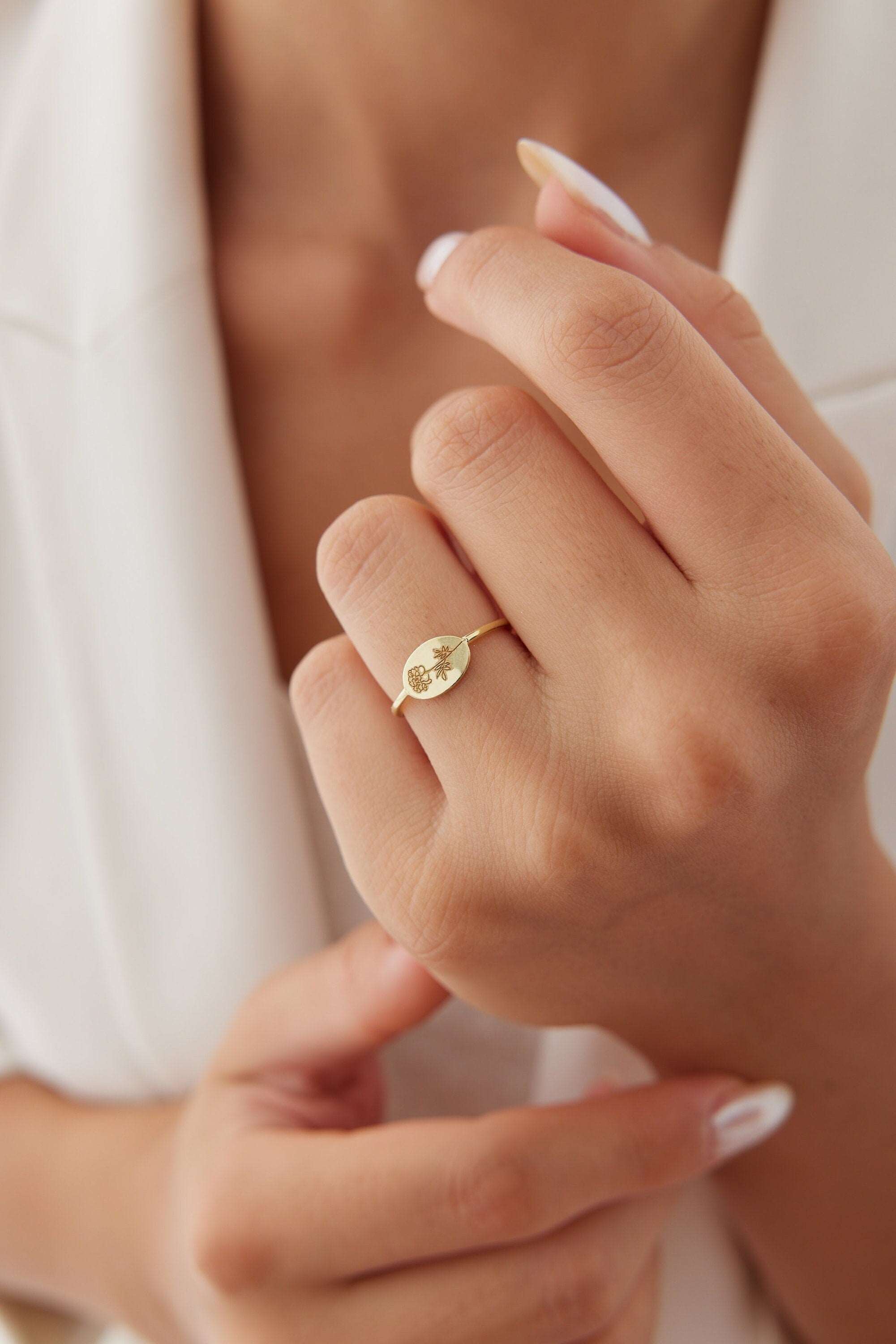 Floral Engraved Ring – 18K Gold-Plated Sterling Silver