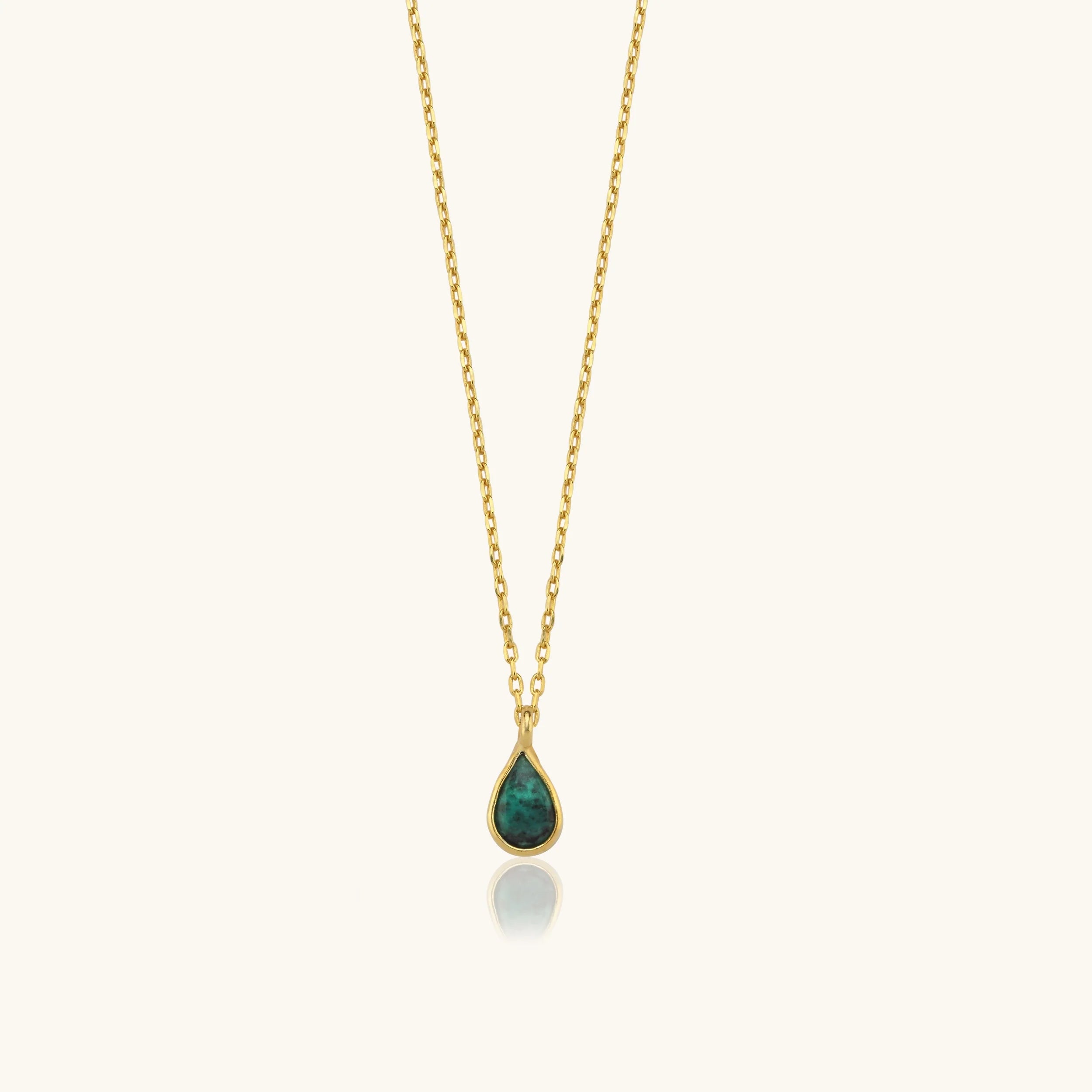 Minimalist Teardrop Emerald Necklace – 18K Gold-Plated Sterling Silver
