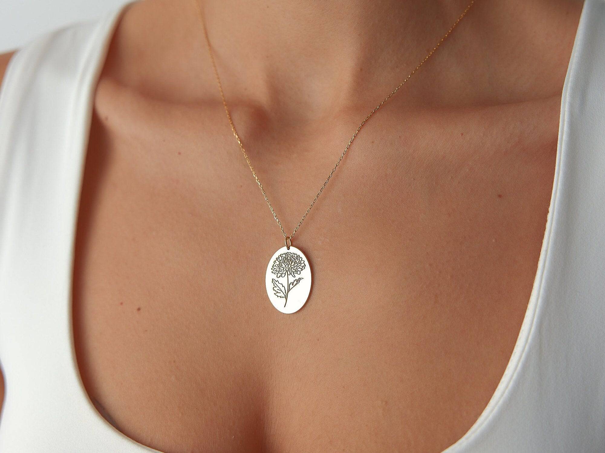 Maxi Birth Flower Necklace • Oval 18K Gold Birthflower Necklace Gift for Women