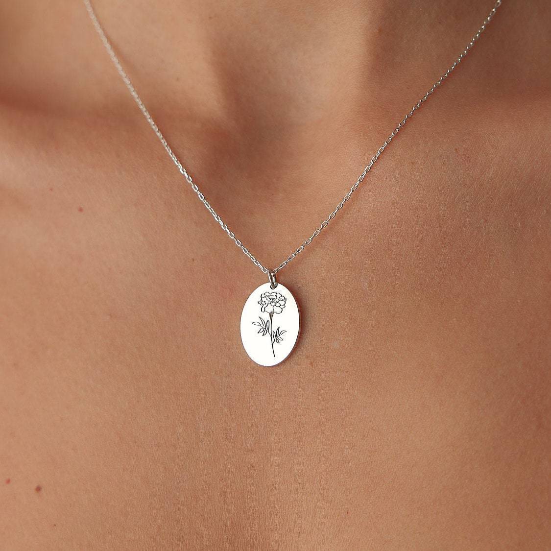 Midi Birth Flower Necklace – Oval 18K Gold Birthflower Necklace Gift for Women