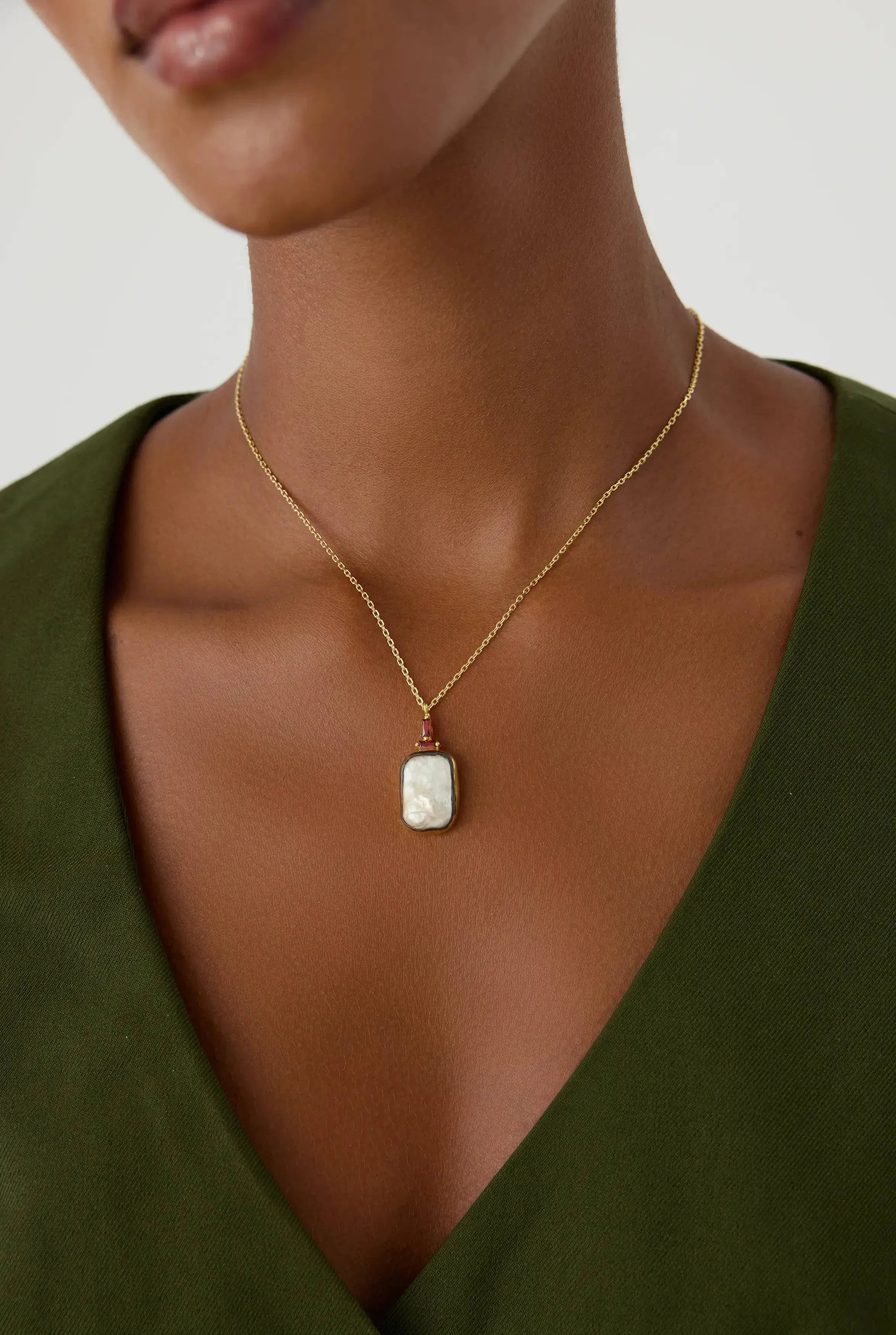 Baroque Pearl and Baguette Diamond Pendant Necklace