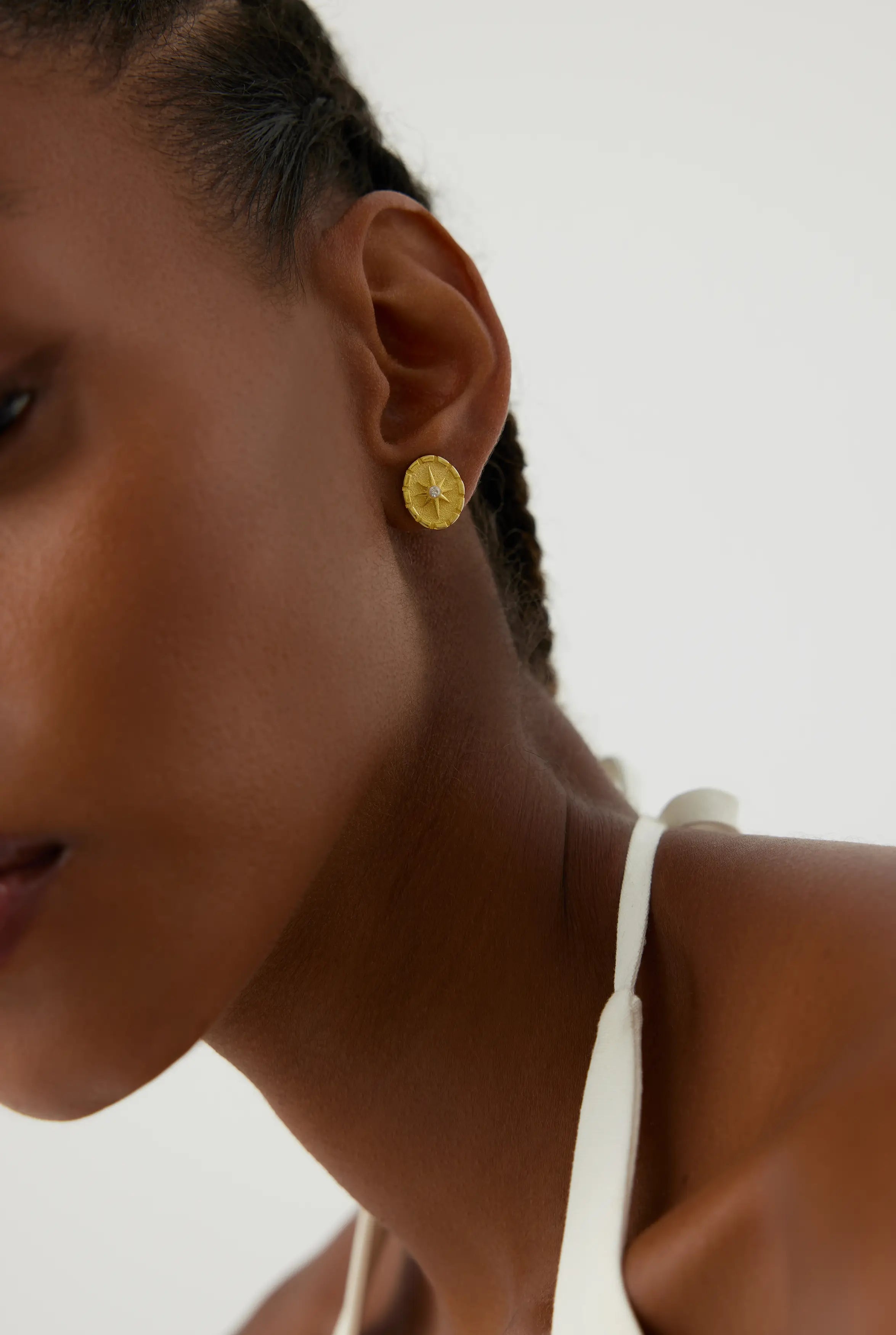 Compass Star Stud Earrings – 18K Gold-Plated Sterling Silver